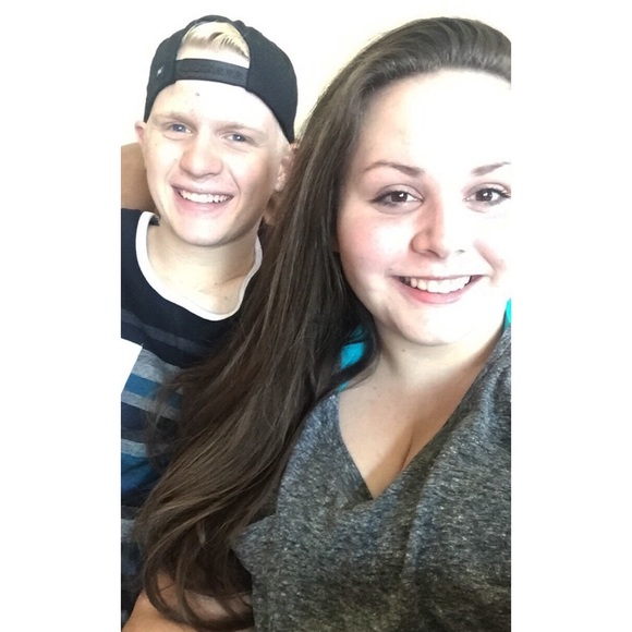 Meet your Posher, Lexi - Picture 2 of 4