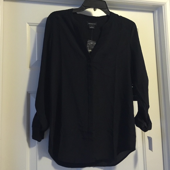 Brand new with tags Trouve 100% silk blouse