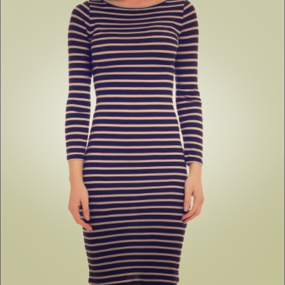 BCBGMAXAZRIA Briza Striped Dress. Size-xs - Picture 1 of 2