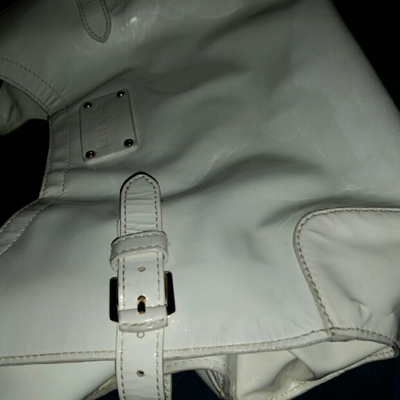 White Kate Spade bag Perfect Outside Stain inside - Picture 1 of 4