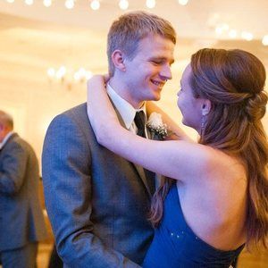 Meet your Posher, Dustin