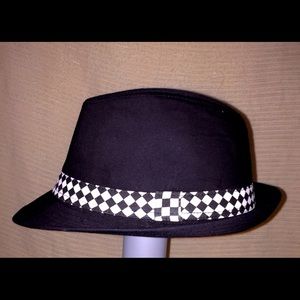 Black and checkered fedora
