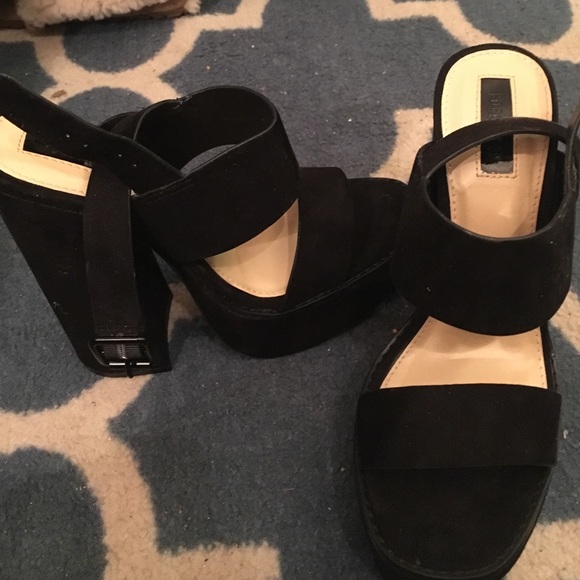 black platform sandals forever 21