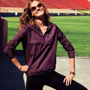 Pullover waterproof Wind breaker