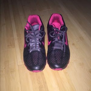 Black and pink Nike Air Max