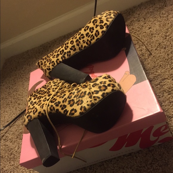 Jeffrey Campbell's Lita - Picture 3 of 4