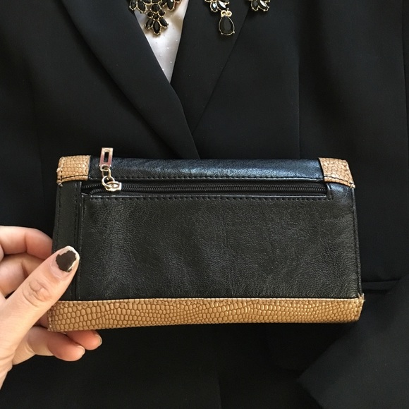 SOLD - Picture 3 of 4