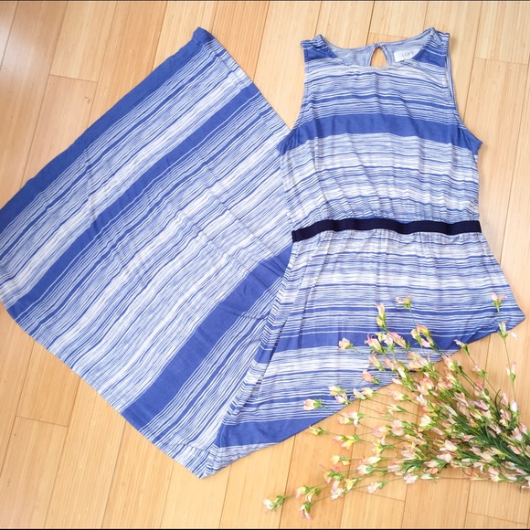 LOFT Dresses & Skirts - LOFT maxi dress, blue stripe. S