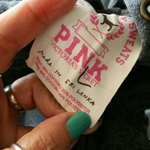 PINK VS Hearts Hoodie ☆FINAL MARKDOWN☆