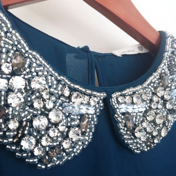 Tops - Teal Tank Top w/ Jewel Encrusted Peter Pan Collar