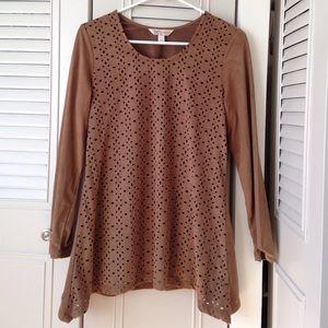 Adorable laser cut top.