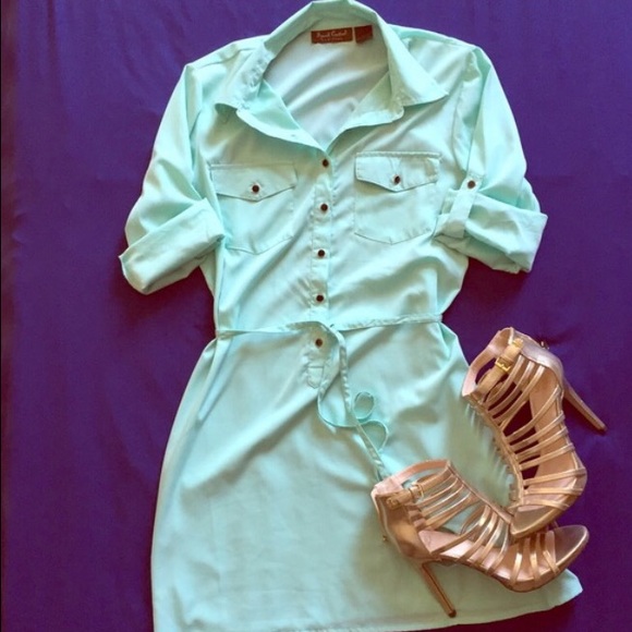 SOLD!! 😍 NWOT Teal shirt dress/tunic