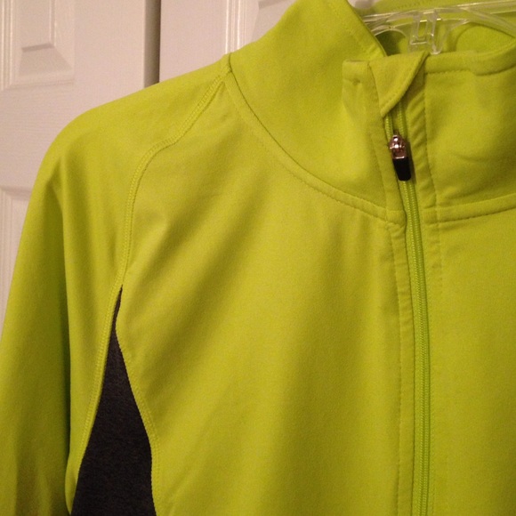 Pullover jacket - Picture 2 of 4