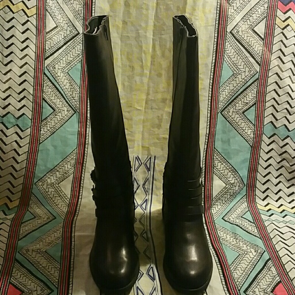 Knee High Black Boots - Picture 2 of 3