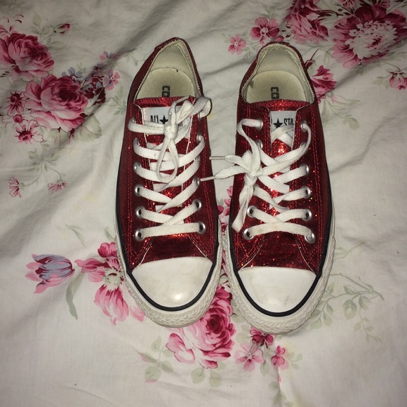 Womens sparkly red converse