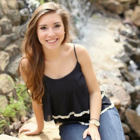 Meet your Posher, Lexie