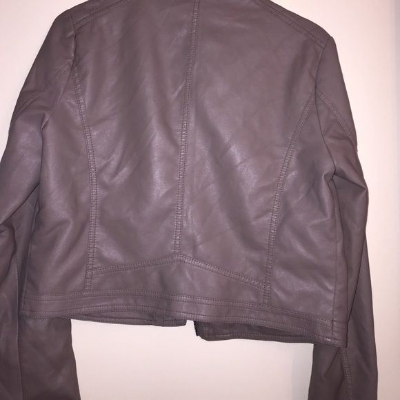 Forever 21 Jacket - Picture 4 of 4
