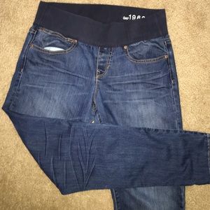 GAP Maternity Jean