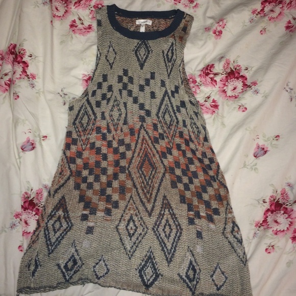 Leith brand tank top