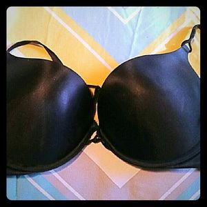 Victoria's Secret Bombshell pushup bra