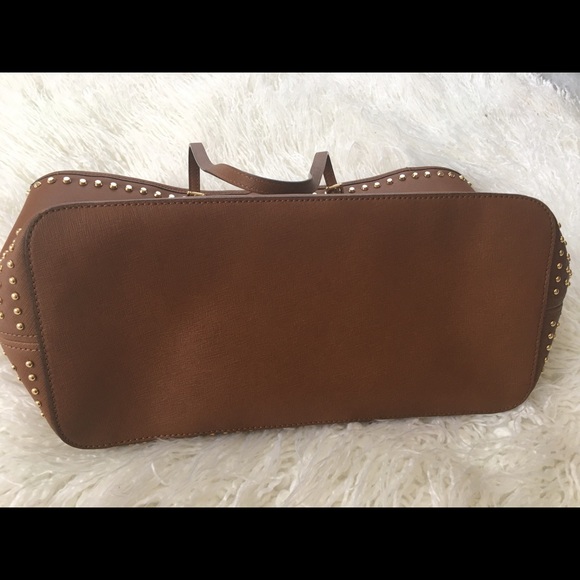 Large Jet Set Gold Studded Tote bag - Picture 4 of 4