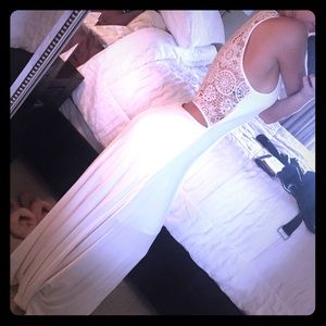 NEVER WORN white maxi dress