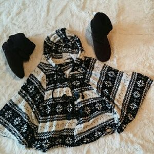 HOODED FAIR ISLE FUZZY PONCHO