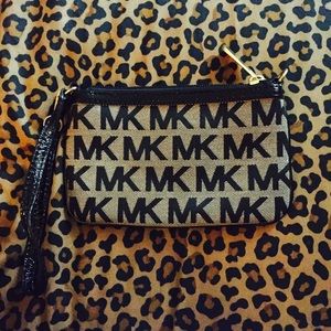 Michael Kors wristlet