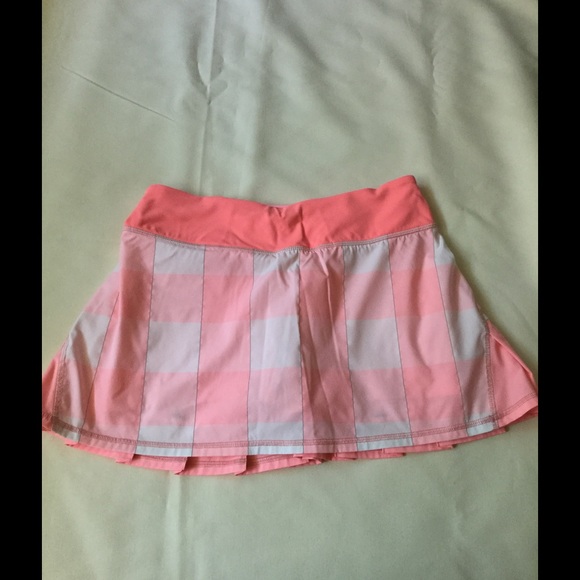 lululemon athletica Pants - ❗️Sale🎀Lululemon coral orange pace setter skirt‼️