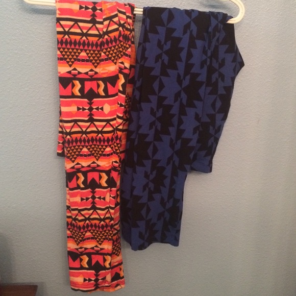 2 pairs of Charlotte Russe leggings