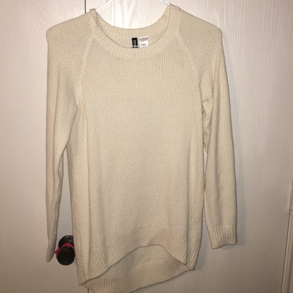 White hi-lo thick knot sweater