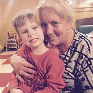 Meet your Posher, Sherry