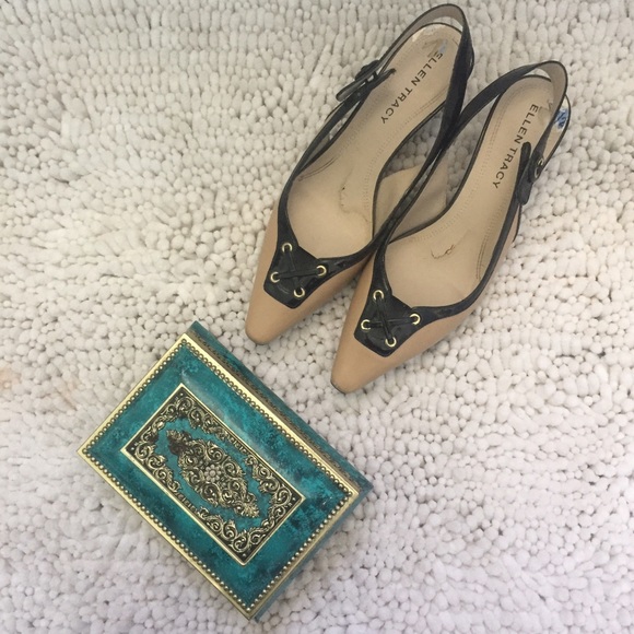 Ellen Tracy Sling Back Beige and Black Heels