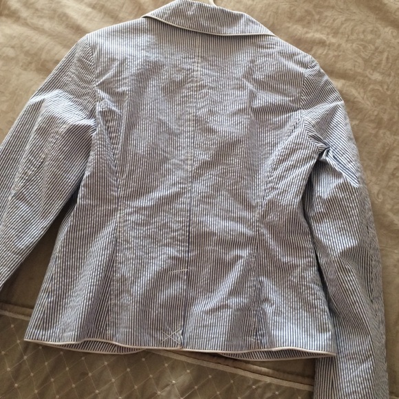 Jacket - Picture 2 of 4