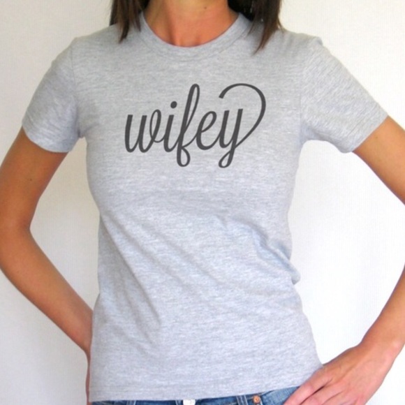 Grey Wifey Tee - Picture 2 of 3