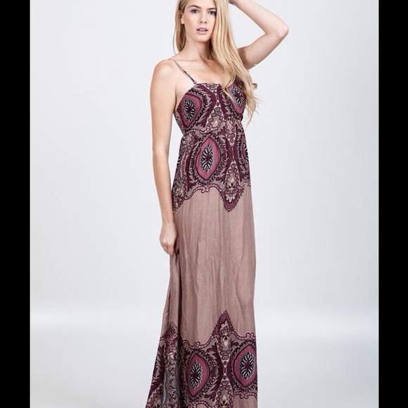 Border Print Summer Dress - Picture 3 of 4