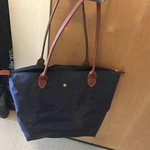 Large Longchamp le pilage navy bag