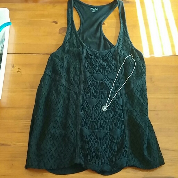 Black crop top style top size M