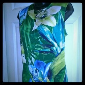 NWT Silky Orchid Swoopneck Tunic