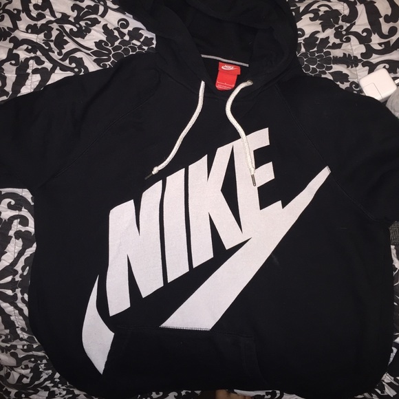 Nike Sweater