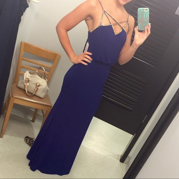 Gorgeous Blue Evening Gown 💙