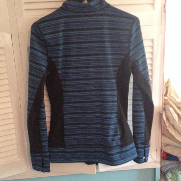 Workout jacket - Picture 3 of 3