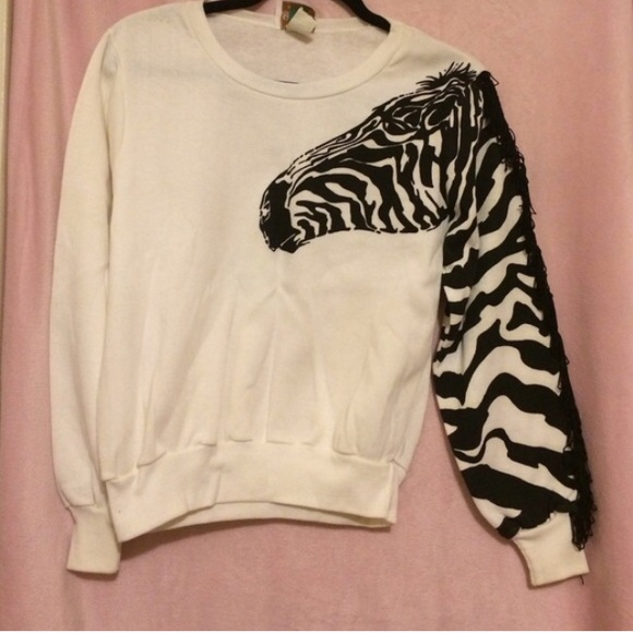 Vintage zebra sweatshirt - Picture 2 of 3