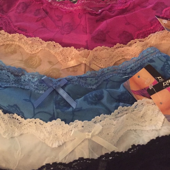 Brand New Lace panties. Bootie cut. - Picture 3 of 4