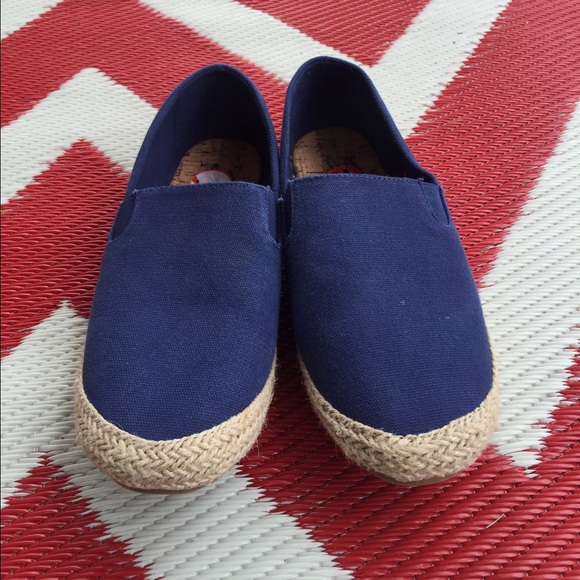 Seven7 Cape Cod Espadrille - Picture 2 of 4