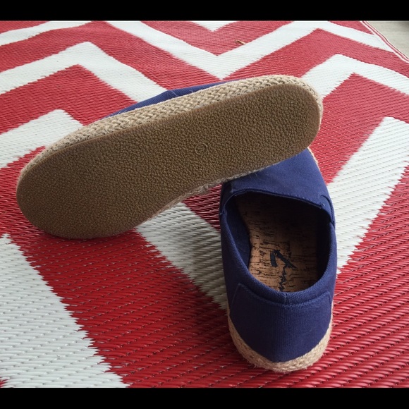 Seven7 Cape Cod Espadrille - Picture 3 of 4