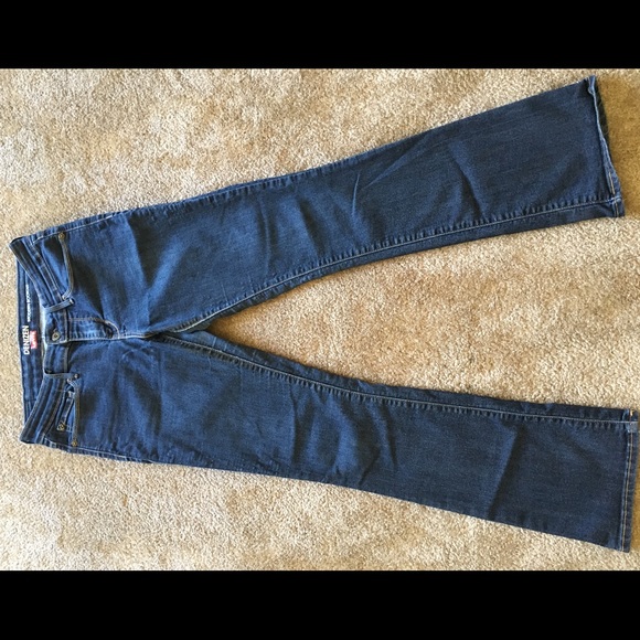 Denizen Levi's size 6