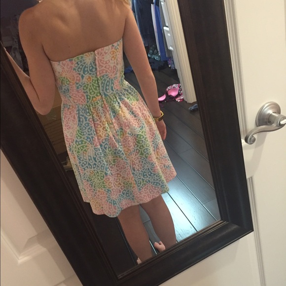 Lilly Pulitzer shift dress - Picture 3 of 4