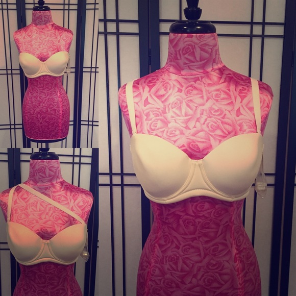 Convertible Strapless Bra - Picture 1 of 4