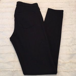 Black skinny jeans